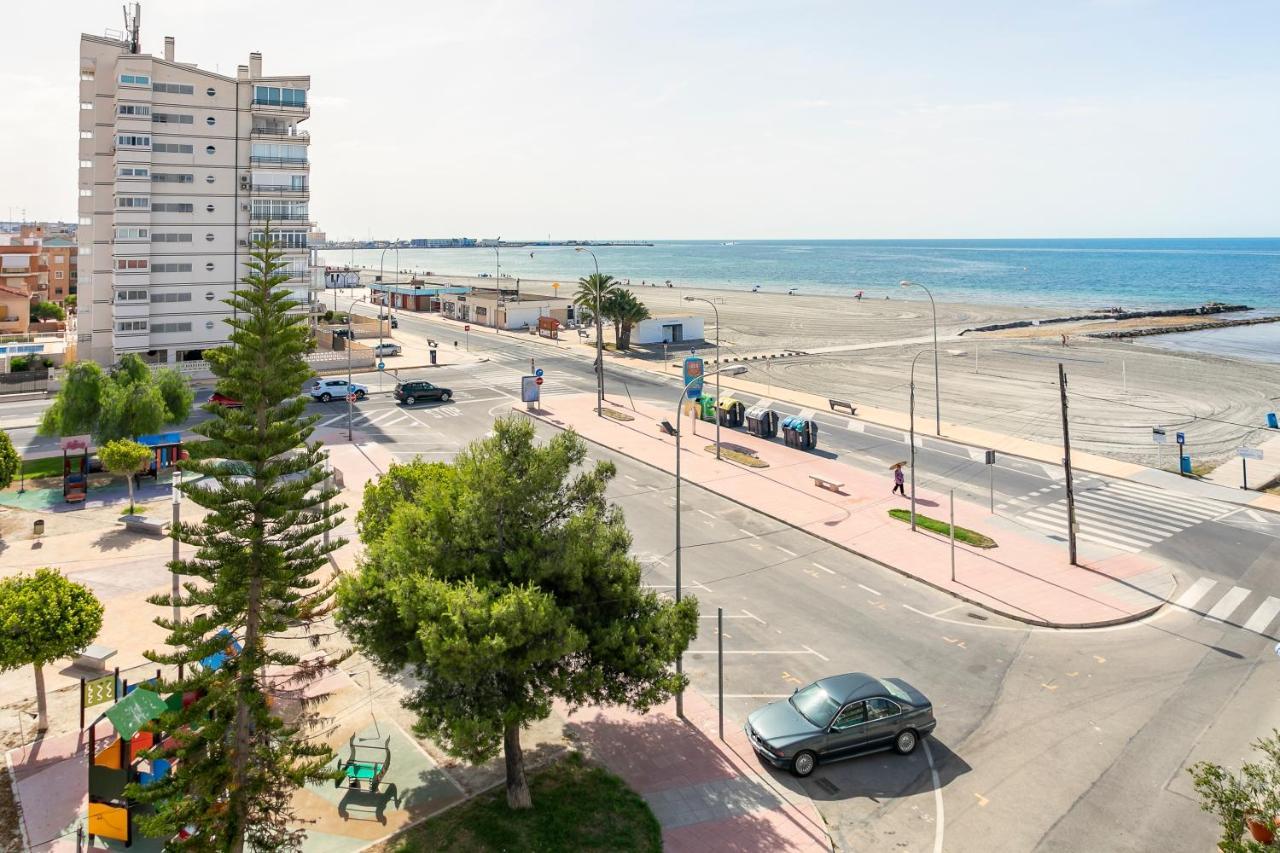 ✩Direct Beach Location ✩ Familyfriendly ✩ Netflix Санта Пола Экстерьер фото